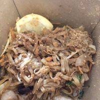 Nouilles de riz -légumes-cacahuète take away  at Bangkok Cafe in Antibes