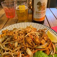 vegan pad thai at Bangkok Cafe in Antibes