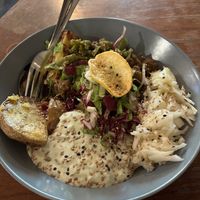 gyros, tzatziki, oven potatos, salad  at Kochwerk (Veganes Bistro) in Goerlitz
