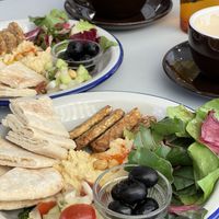 Yum  at Bottle Lounge 보틀팩토리 in Seoul