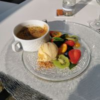 Creme Brulée mit Baileys-Eis (vegan) at Hotel Starke in Brilon