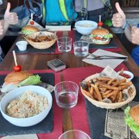 Leckere Burger-Menüs 👍 at Psychédélice in Saint-julien-en-born