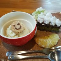 Housemade ice cream! at Be Happy! Chikyushoku in Nabari