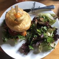 vegan pulled jackfruit bagel   at Elbsalon in Dresden