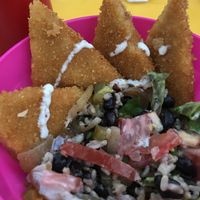 Bowl con kesuave empanizado  at Fritxs in Playa Del Carmen