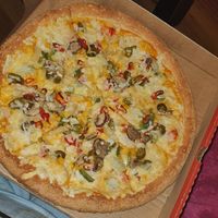 Vegan pizza 🍕 at Papa John's in Maidstone