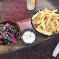 Sticky mushrooms and ‘homemade’ fries at Bistro Calypso in Eindhoven