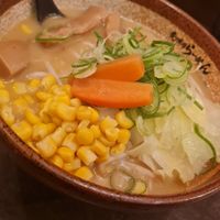 Shio (salt) ramen at Shinbu Sakiya Ramen - 麺匠真武咲弥 in Tokyo