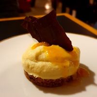 dessert (not included in 21€): pasnip, qumquat and hazelnut crumble at Madonna in Ghent