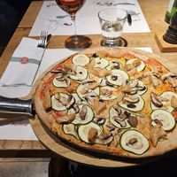 Pizza at Mama Trattoria in Cologne