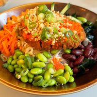 Vegan poke bowl at Liu Lin in Brussels