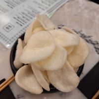 Vegan prawn crackers at Liu Lin in Brussels