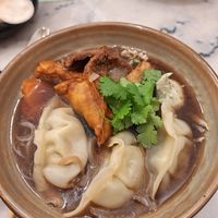 Chinese herbal soup bowl at Liu Lin in Brussels