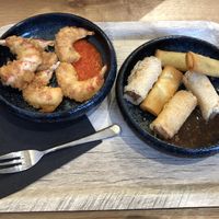 Fake shrimps and spring rolls at Liu Lin in Brussels
