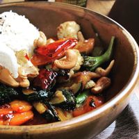 Rice with vegetables and cashews at Liu Lin in Brussels
