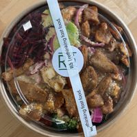 vegan meat bowl at Rå Bowls & Juices in Groningen