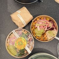 Warm chickpea bowl (warm) & california bowl (cold)  at Rå Bowls & Juices in Groningen