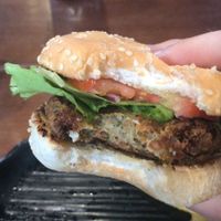 Hamburguesa vegana por dentro at The Breen's Tavern in A Coruna