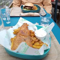 Tofish&chips et burger at L'Ethiquete in Nantes