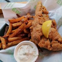 Tofish and chips 🥰 #Veganuary at L'Ethiquete in Nantes