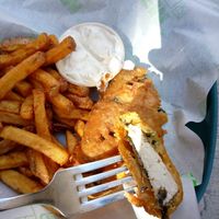 Looks like fish & chips .. smells like fish & chips 👌 at L'Ethiquete in Nantes