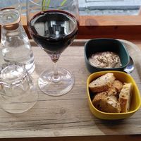 Cashew spread & glass of wine at L'Ethiquete in Nantes