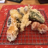 Veggie tempura set: 1 piece pumpkin, 2 mushrooms, 2 tomatoes, green pepper, 1 potato (and I think I’m missing something) at Fuji Tempura Idaten in Fujikawaguchiko