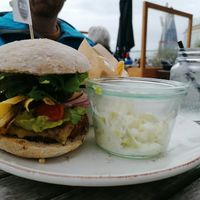 Jef avocado burger at Jilles in Oostende