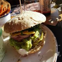 Avocado burger at Jilles in Oostende