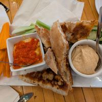 Hummus platter at The Peddler in Huntington