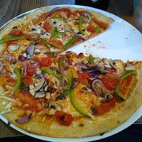 Vegetarian pizza with vegan cheese at Three Tuns in Hay-on-wye