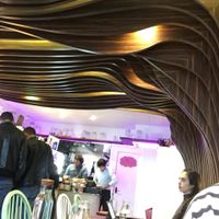 Nice place at Wholywood in Paris