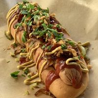 Hotdog at Wholywood in Paris