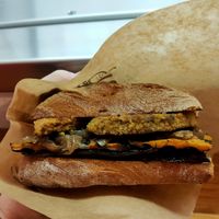 Vegan burger at N'Hambù in Salerno