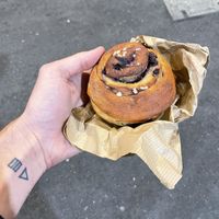 Blueberry Cinnamon Roll 6.- at Gives a Fork in Geneva