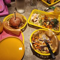 MéNaan à trois / Banh Fork / salade de Wombak at Gives a Fork in Geneva