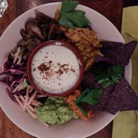 Plat mexicain avec "poulet" Vegan made in CH at Gives a Fork in Geneva