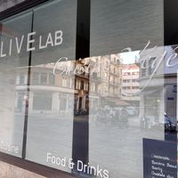 Exterior at Gives a Fork in Geneva