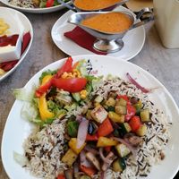 Gebratenes Gemüse, Wildreis und Currysauce at Flaggschiff in Luebbenau
