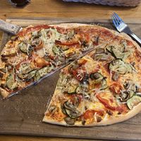 Vegan pizza with veggies and vegan cheese  at Urban Kitchen in Heidelberg