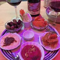 Prato de entradas #Veganuary at O Gambuzino in Lisbon