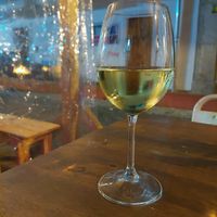 vinho verde at O Gambuzino in Lisbon