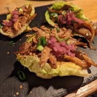 Tacos de champignons grillés, noisettes at O Gambuzino in Lisbon