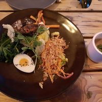 Tempeh casero o Gado gado at O Gambuzino in Lisbon