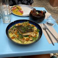 Main dishes / sea inspired food and oriental dish at O Gambuzino in Lisbon