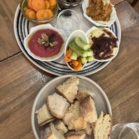 We also had this starter. Everything was really good but I have to highlight that both hummos was unreal. My husband usually don’t like hummos and he loved it  at O Gambuzino in Lisbon