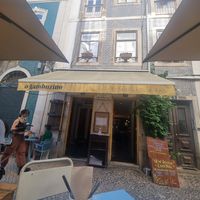  at O Gambuzino in Lisbon