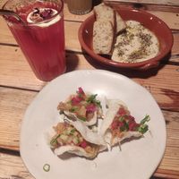 Crackers with kimchi at O Gambuzino in Lisbon