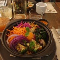 B at O Gambuzino in Lisbon