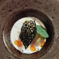 Ajon blanco at O Gambuzino in Lisbon